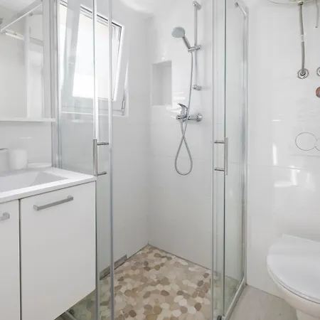 Livira Daire Makarska