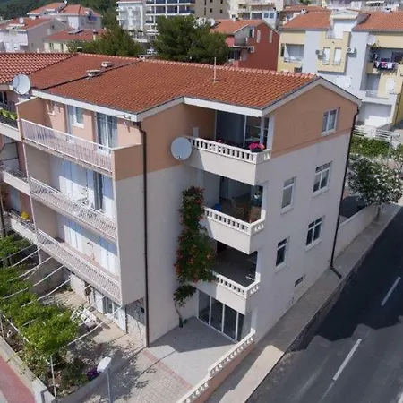 Livira Appartamento Makarska